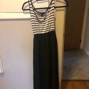 Black and white striped keyhole maxi dress